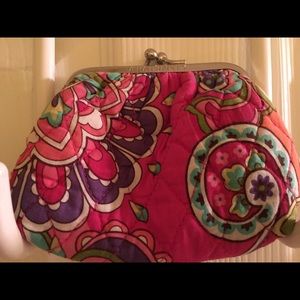 Vera Bradley Kiss Lock Coin Purse With Divider